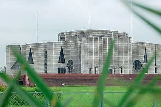 ঠাকুরগাঁও-১ সংসদীয় আসন শূন্য হয়েছে